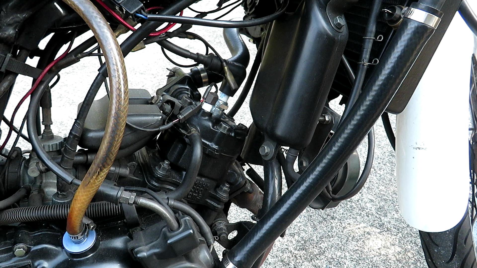 バイク整備 ヤマハ RZ50 ピストン交換 デイトナピストンを使って 